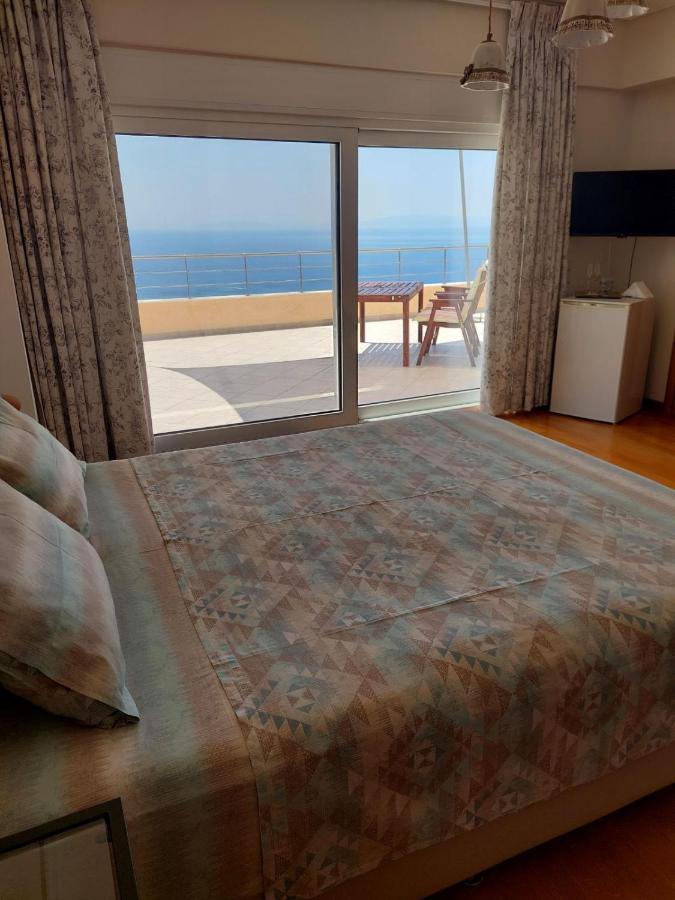 Viva B&B Anávyssos Eksteriør bilde